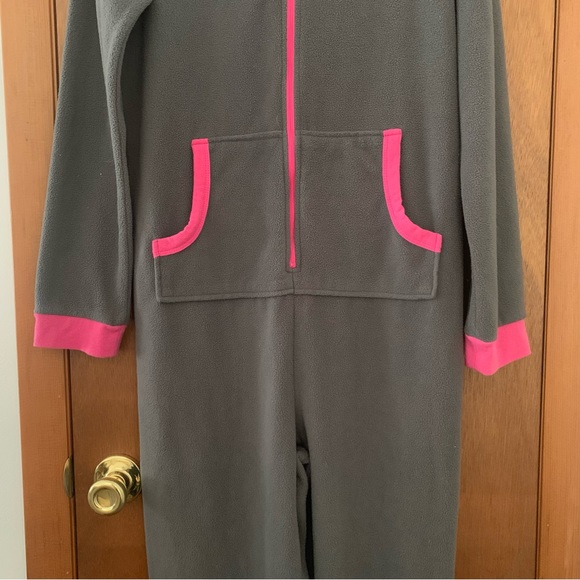 Women’s L SLEEPYHEADS Gray & Hot Pink Zip Front Fleece 1-PC Pajamas w/ Pockets - Picture 3 of 12